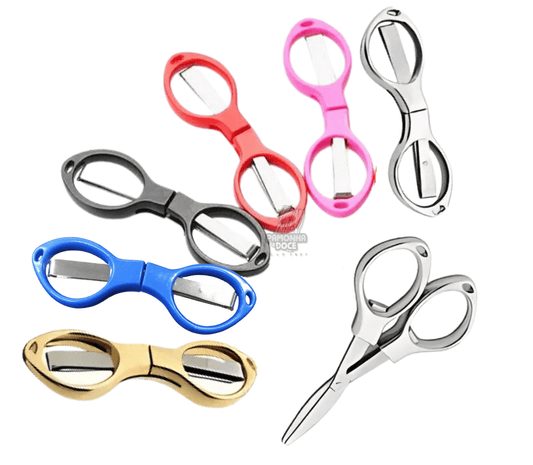 TESOURA COM CABO DE PLASTICO SIMPLES DOBRAVEL